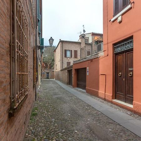 Ferrara Casa Dell'Archivolto Con Garage Apartment Exterior foto