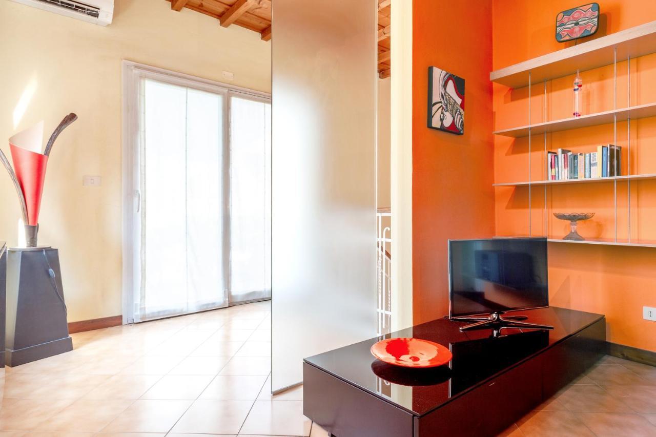 Ferrara Casa Dell'Archivolto Con Garage Apartment Exterior foto