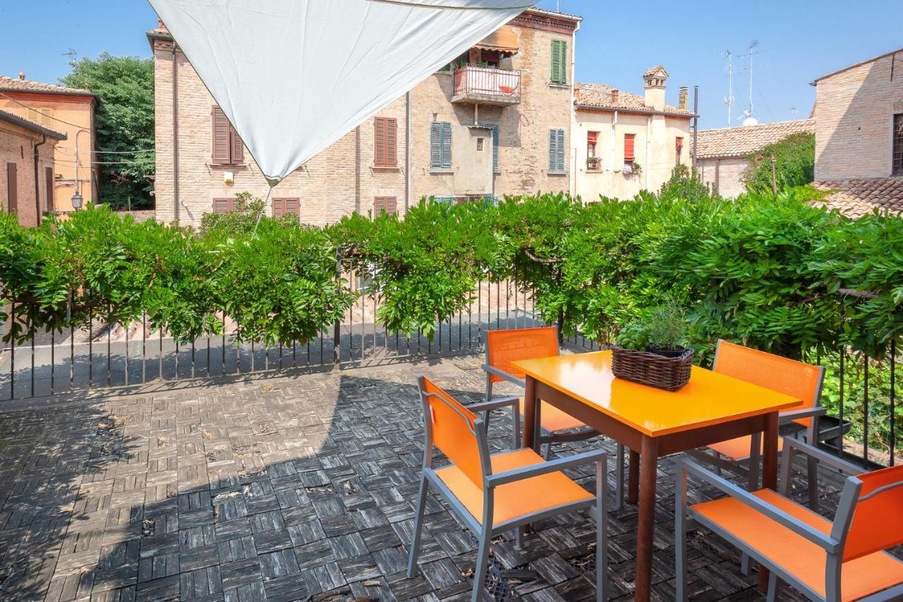 Ferrara Casa Dell'Archivolto Con Garage Apartment Exterior foto